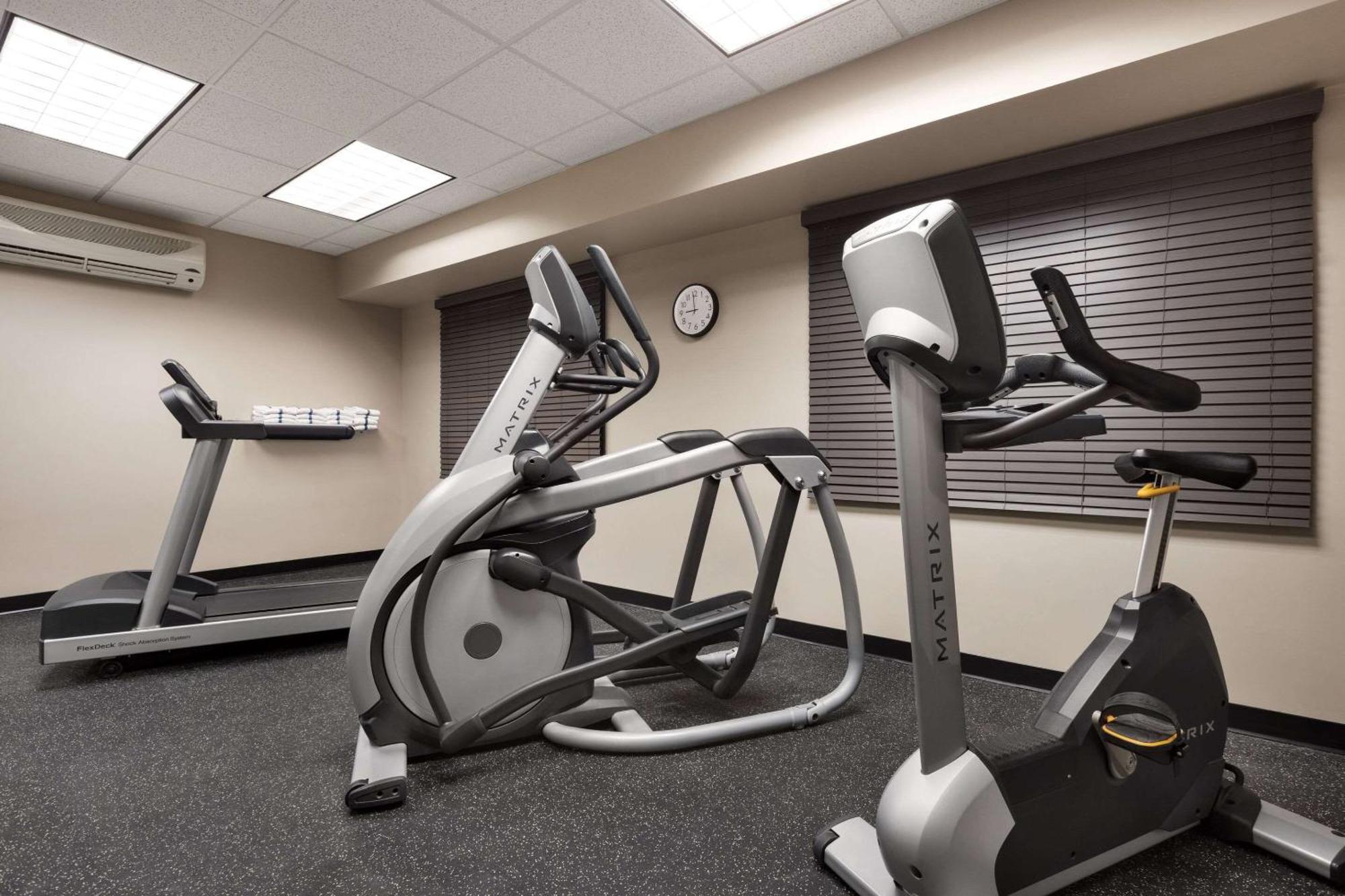 Country Inn & Suites By Radisson, St Cloud East, Mn Сейнт Клауд Екстериор снимка