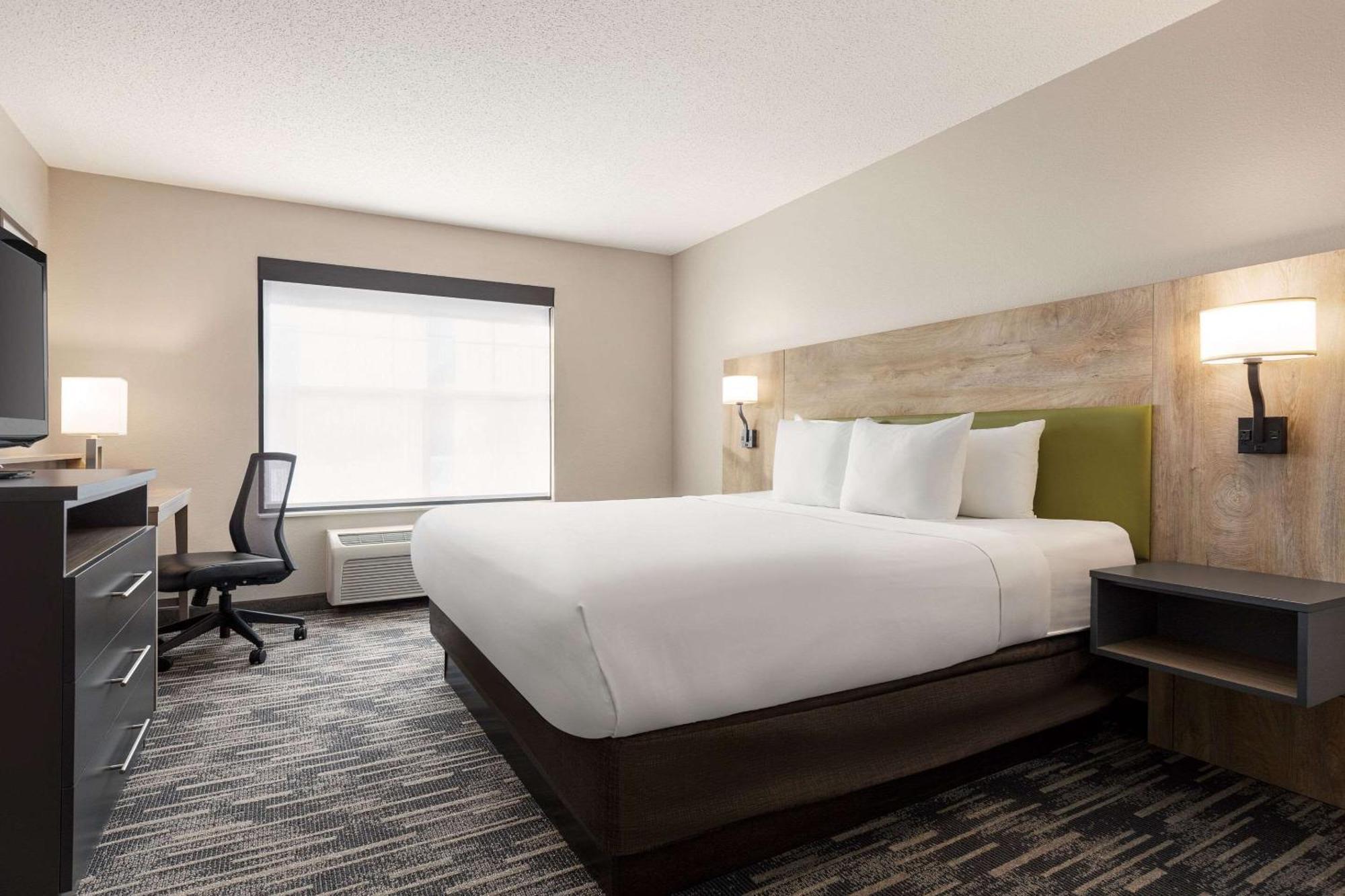 Country Inn & Suites By Radisson, St Cloud East, Mn Сейнт Клауд Екстериор снимка