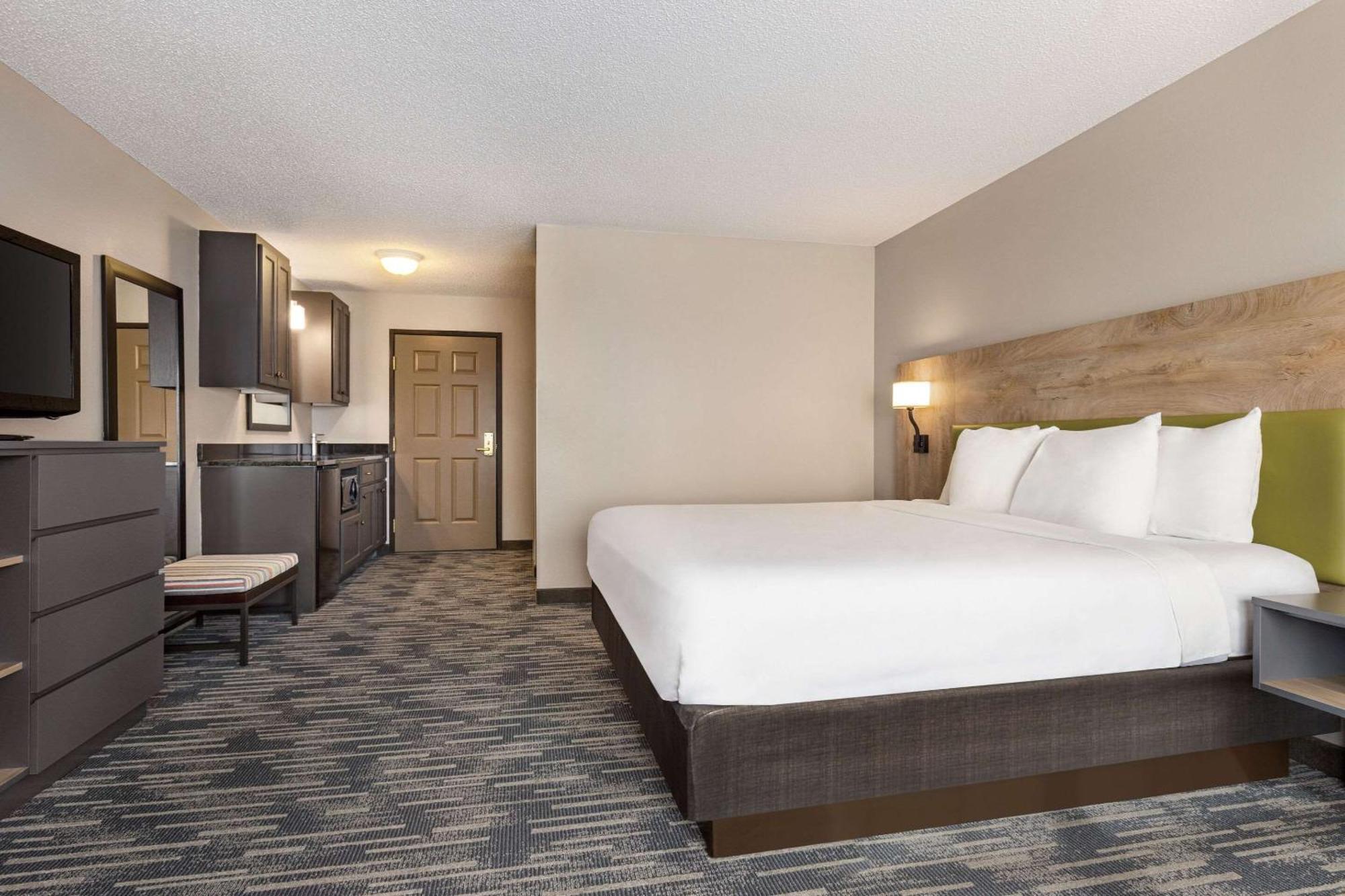 Country Inn & Suites By Radisson, St Cloud East, Mn Сейнт Клауд Екстериор снимка