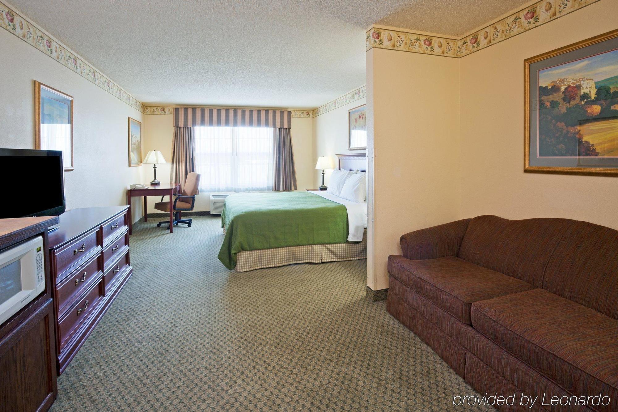 Country Inn & Suites By Radisson, St Cloud East, Mn Сейнт Клауд Екстериор снимка